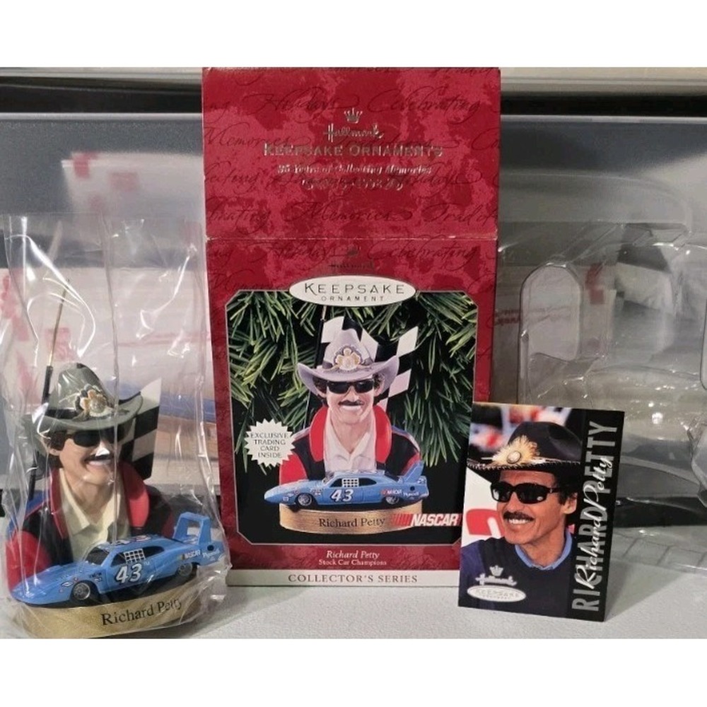 Richard Petty Hallmark Keepsake Christmas Ornament Nascar Plymouth Superbird NIB